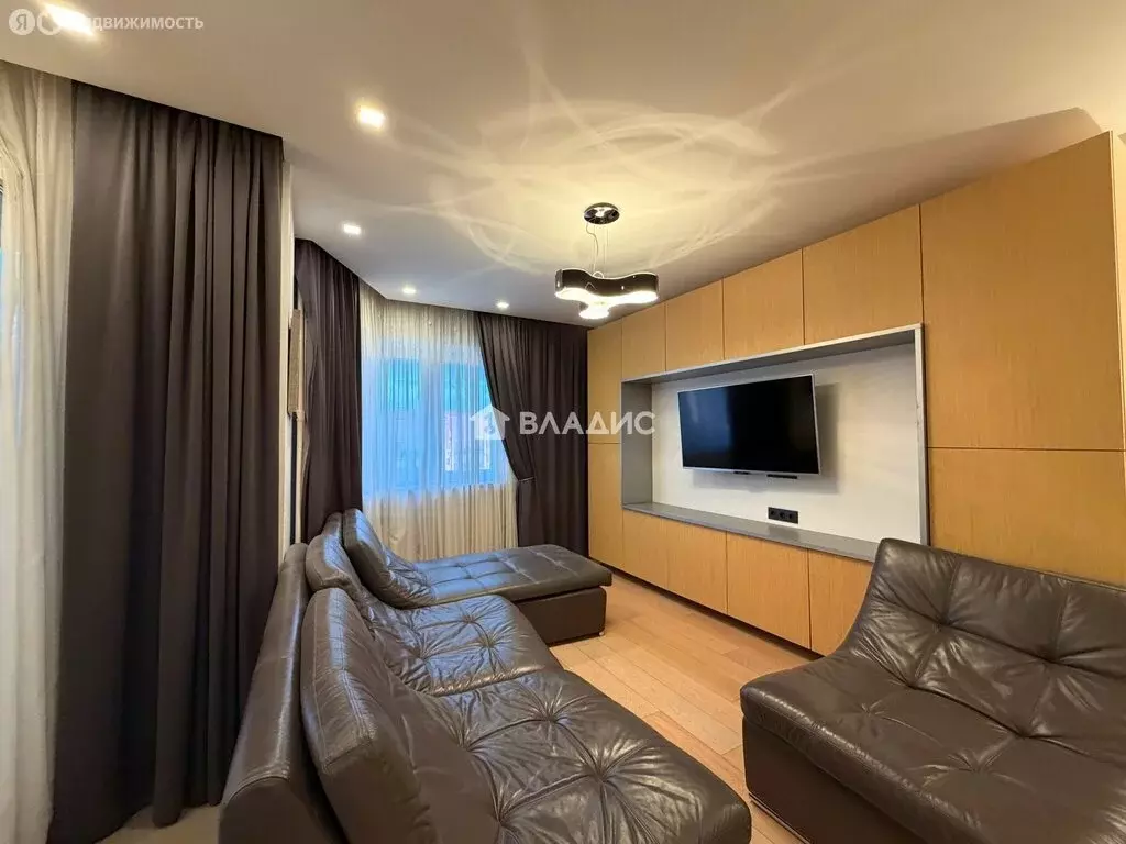 3-комнатная квартира: Санкт-Петербург, Пулковская улица, 8к1 (83.5 м) - Фото 2