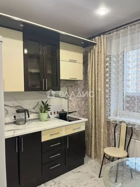 1-к кв. Московская область, Лобня Батарейная ул., 8 (40.1 м) - Фото 1