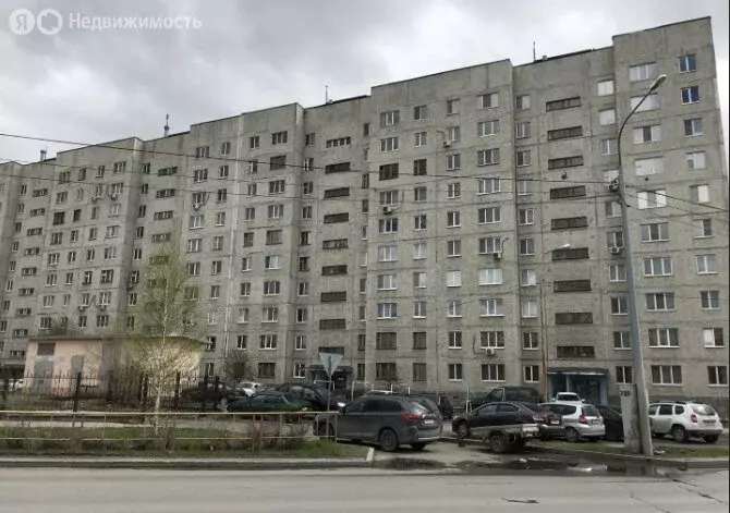 Квартира-студия: Тюмень, улица Воровского, 33 (66.3 м) - Фото 0