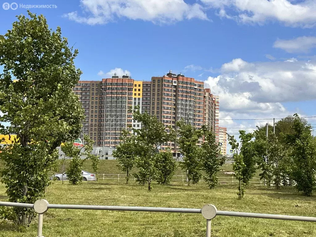 1-комнатная квартира: село Осиновая Гора, улица Аркадия Шипунова, 1 ... - Фото 0