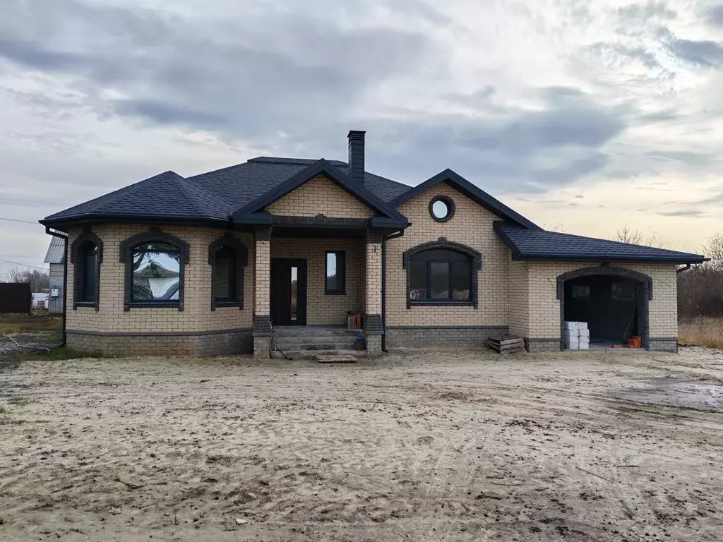 Дом в Белгородская область, Белгородский район, Разумное рп  (150 м) - Фото 1