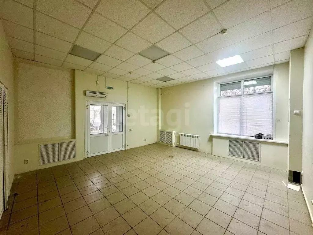 Помещение свободного назначения в Мордовия, Саранск ул. Полежаева, 161 ... - Фото 1