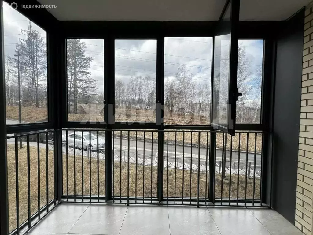 3-комнатная квартира: Иркутский муниципальный округ, рабочий посёлок ... - Фото 1