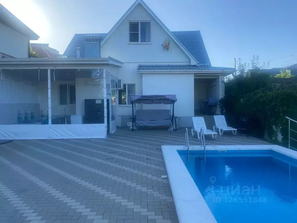 Дом в Краснодарский край, Новороссийск ул. Серова, 37 (120 м) - Фото 1