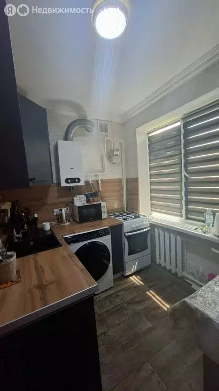 3-комнатная квартира: Яблоновский, улица Титова, 66 (58 м) - Фото 0