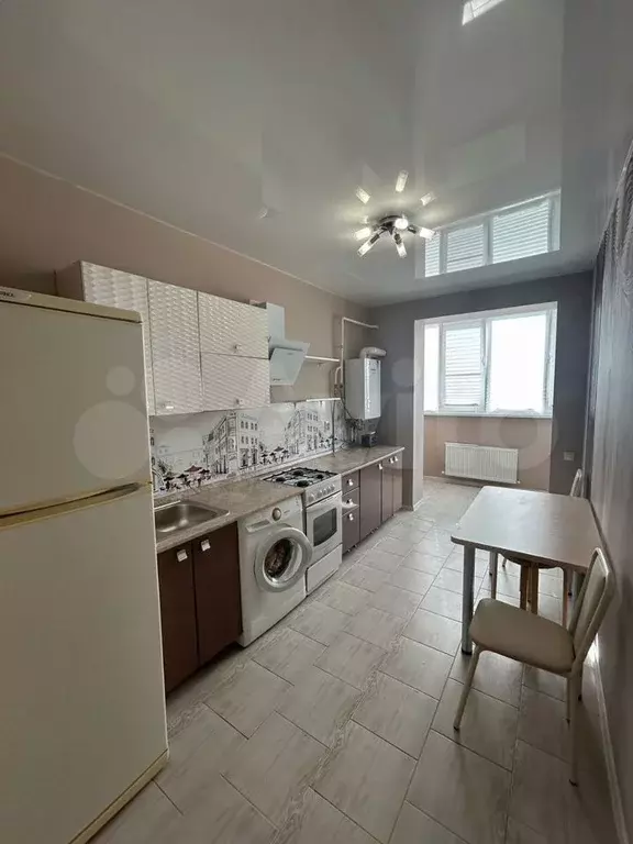 1-к. квартира, 40 м, 4/5 эт. - Фото 1