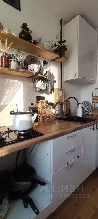 1-к кв. Коми, Сыктывкар городской округ, Краснозатонский пгт пер. ... - Фото 0