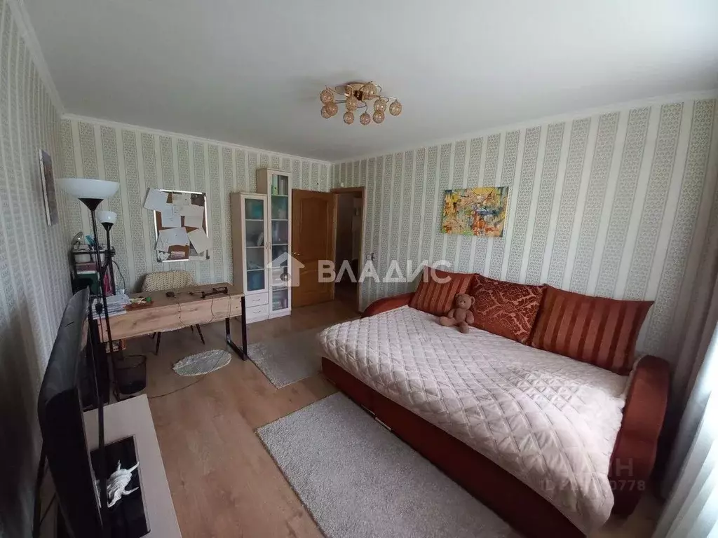 3-к кв. Бурятия, Улан-Удэ ул. Гагарина, 73А (66.9 м) - Фото 2