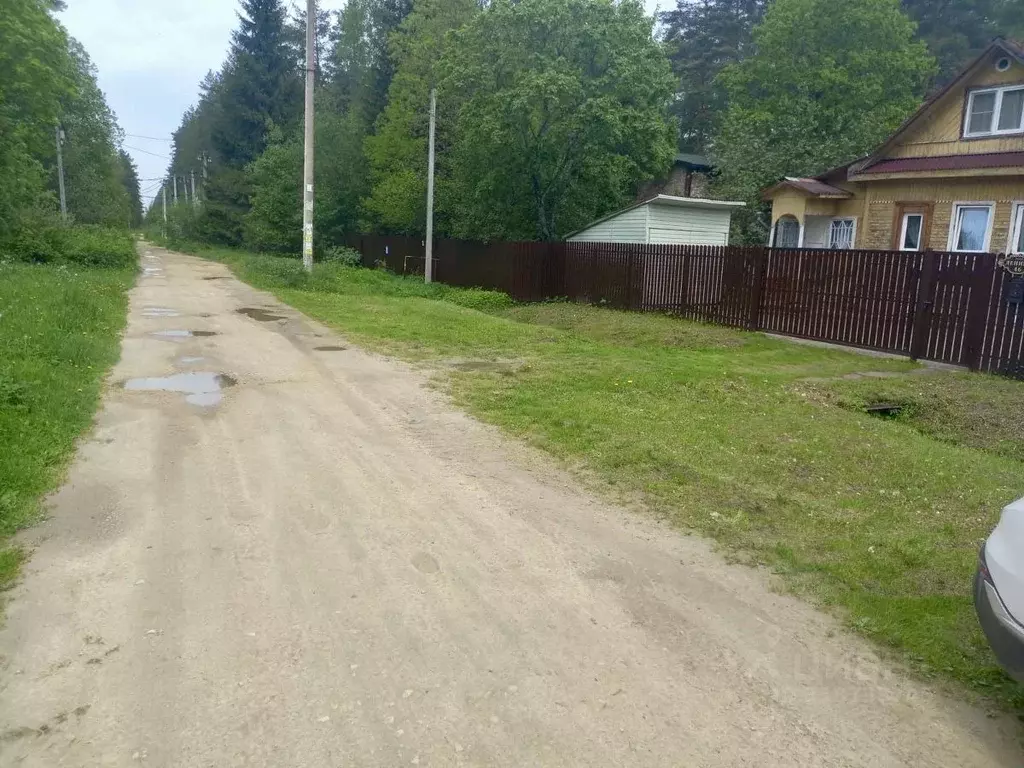 Участок в Ленинградская область, Гатчинский район, Вырица городской ... - Фото 1