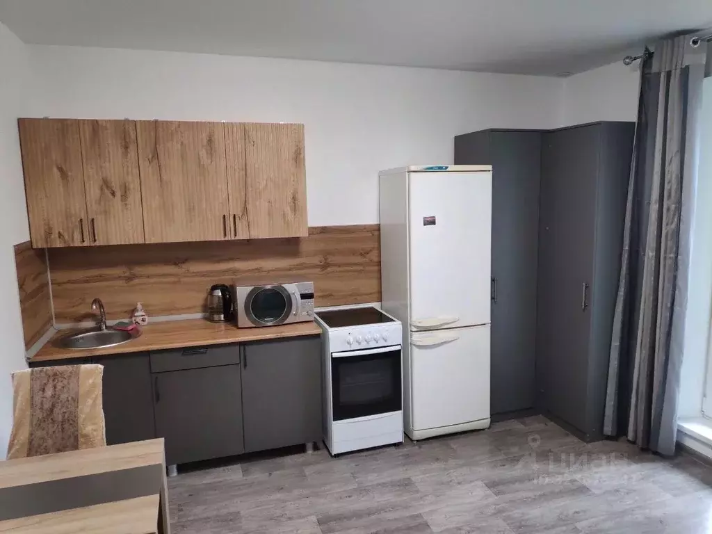 Студия Свердловская область, Екатеринбург ул. Академика Парина, 13 ... - Фото 1