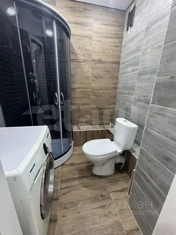 3-к кв. Удмуртия, Ижевск ул. 10 лет Октября, 75/1 (63.4 м) - Фото 2