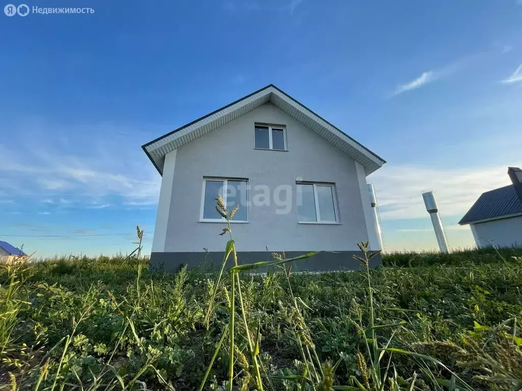 Дом в Хайбуллинский район, село Уфимский (105 м) - Фото 1