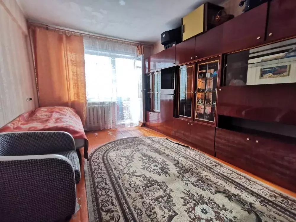 1-к кв. Иркутская область, Иркутск ул. Розы Люксембург, 331 (30.6 м) - Фото 1