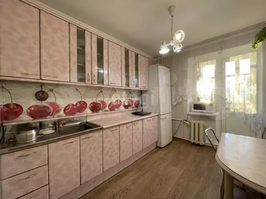 2-к. квартира, 55 м, 6/9 эт. - Фото 0