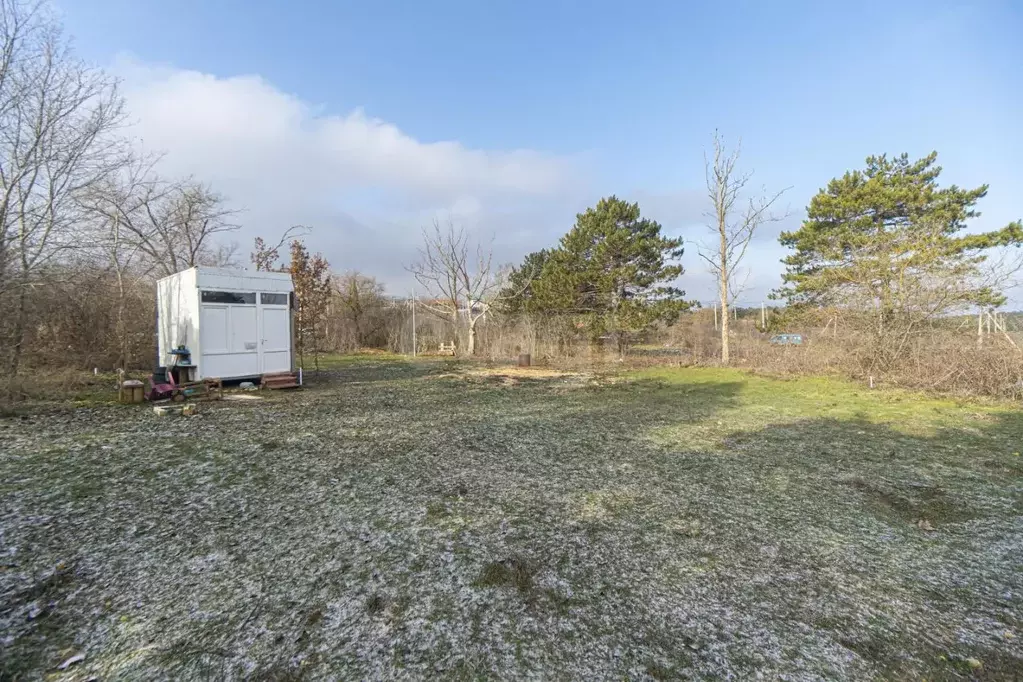 Участок в Севастополь  (4.0 сот.) - Фото 1