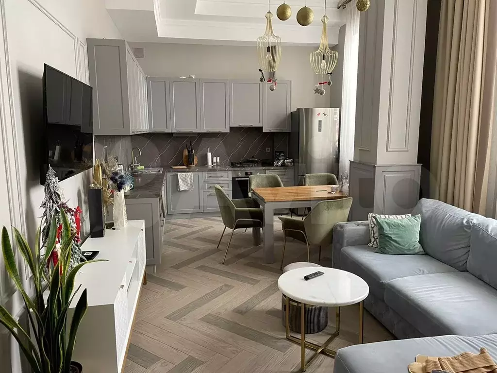 3-к. квартира, 110 м, 1/2 эт. - Фото 0