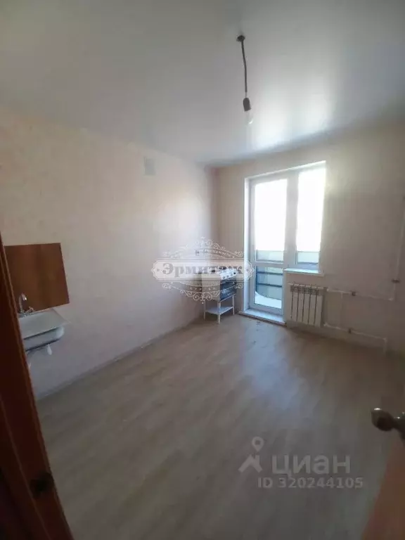 1-к кв. Курганская область, Курган ул. Броневик, 2А (33.0 м) - Фото 2