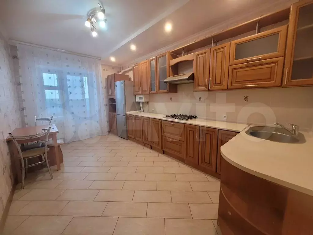 2-к. квартира, 65 м, 5/10 эт. - Фото 0