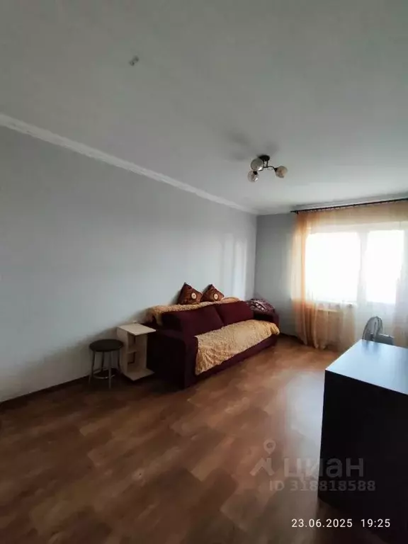 1-к кв. Крым, Симферополь ул. Индустриальная, 28к2 (35.0 м) - Фото 1