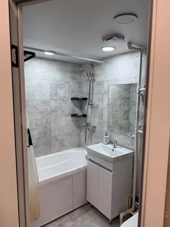 2-к. квартира, 43,6 м, 6/9 эт. - Фото 0