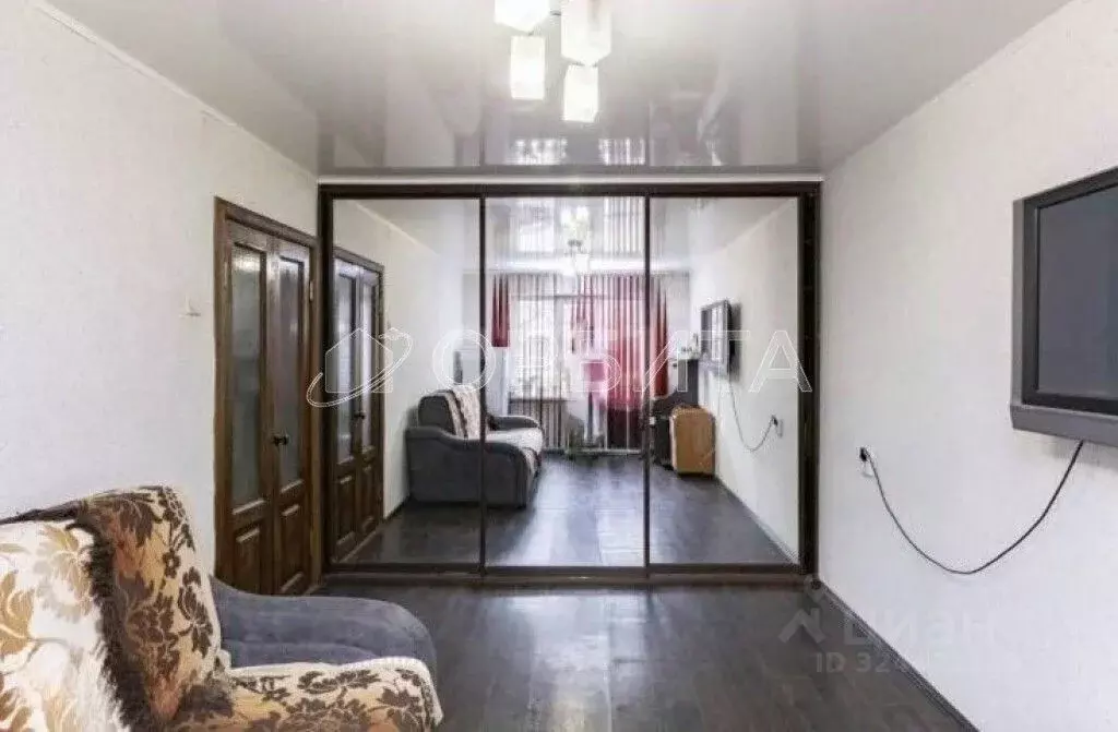 3-к кв. Тюменская область, Тюмень Одесская ул., 22а (59.0 м) - Фото 2