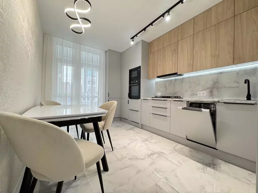 2-к кв. Ставропольский край, Ставрополь просп. Российский, 12к2 (62.0 ... - Фото 1