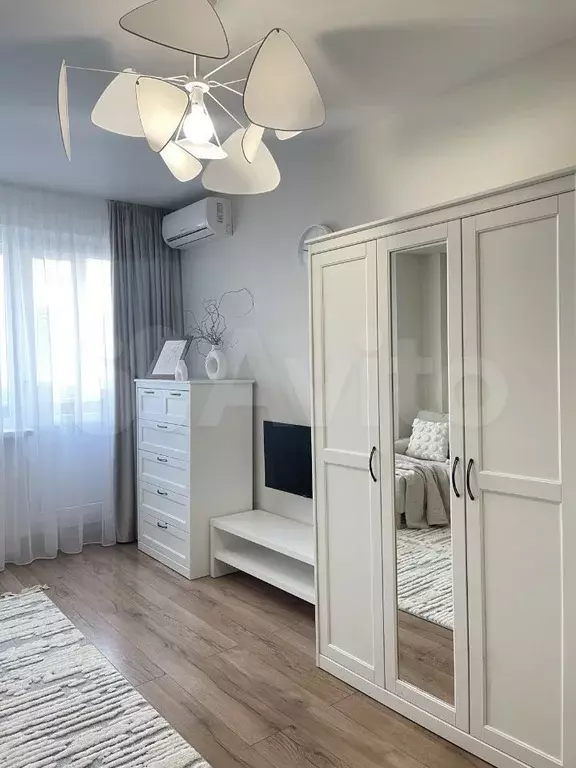 1-к. квартира, 42 м, 8/16 эт. - Фото 0