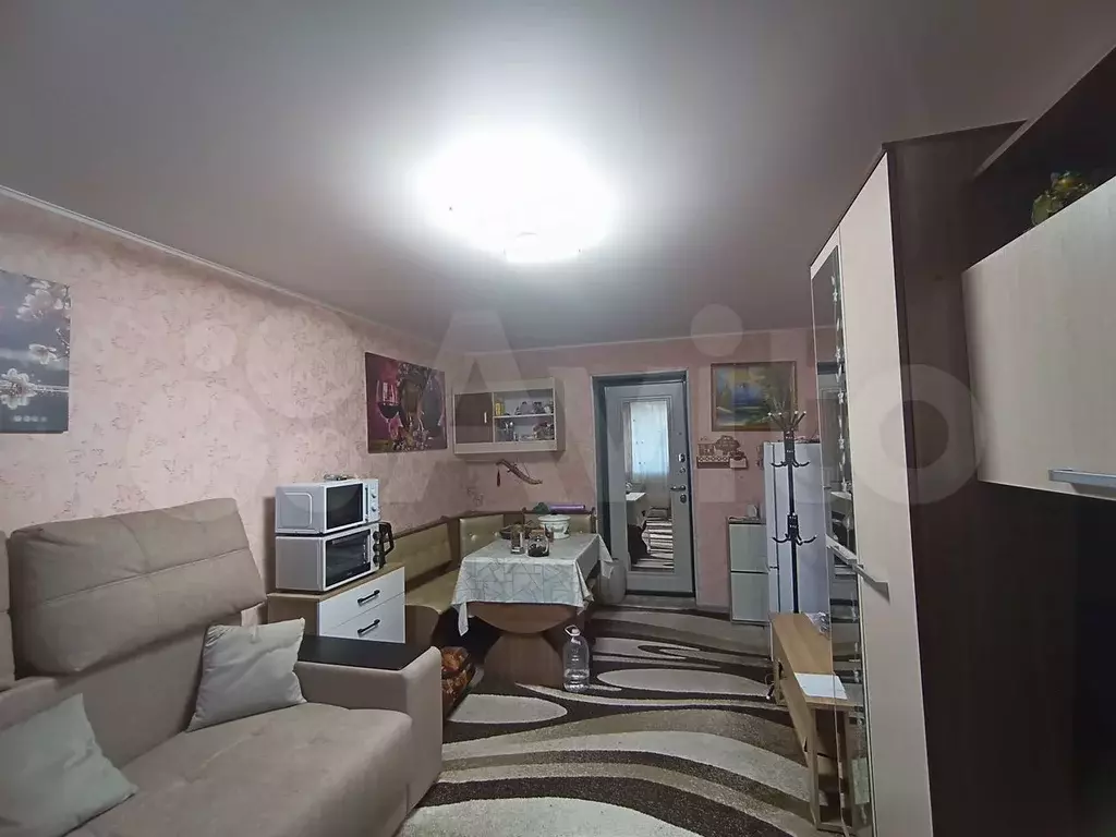 Комната 17,7 м в 3-к., 1/5 эт. - Фото 1