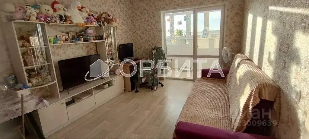 2-к кв. Тюменская область, Тюмень Антипино мкр, ул. Александра ... - Фото 1