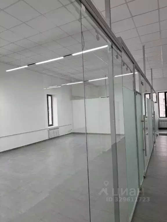 Офис в Москва Вокзальная пл., 2С2 (100 м) - Фото 2