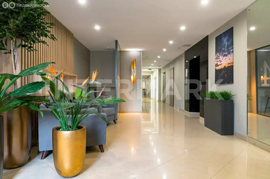 Помещение свободного назначения (225 м) - Фото 1