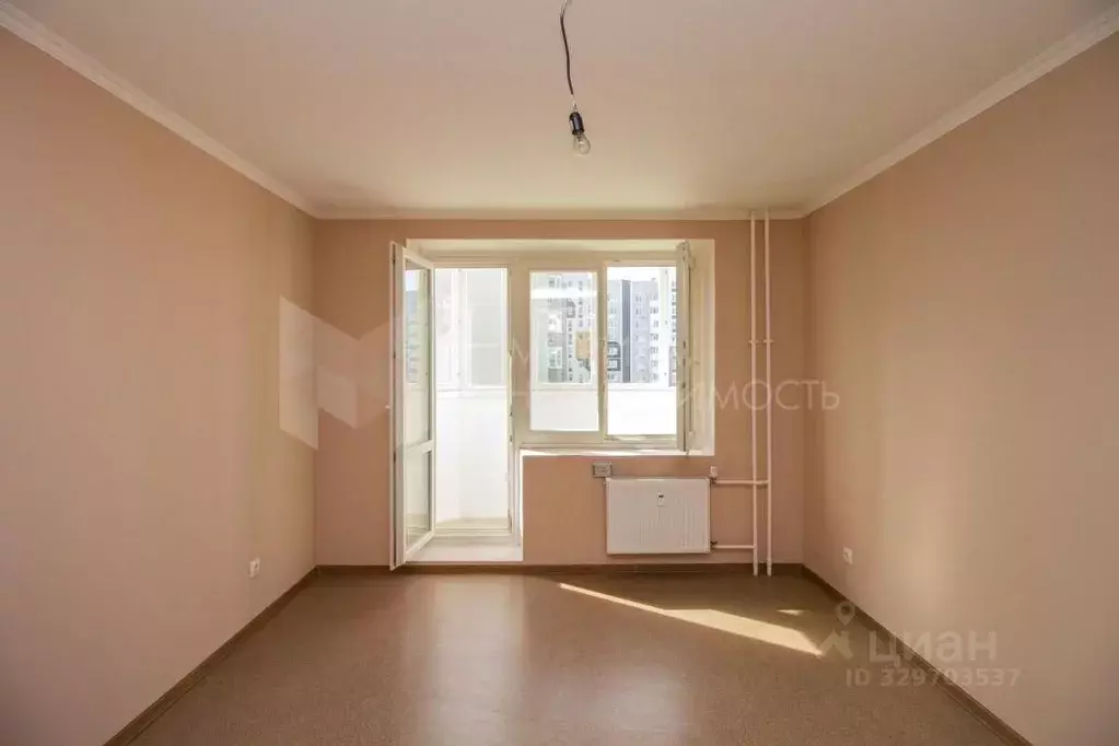 3-к кв. Тюменская область, Тюмень ул. Валентины Трофимовой, 4 (91.0 м) - Фото 1