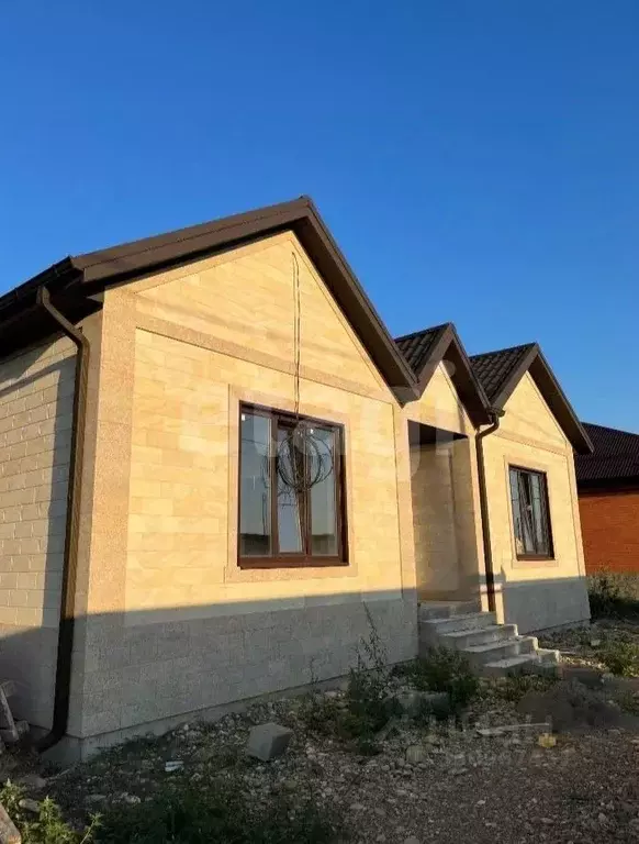 Дом в Адыгея, Майкоп ул. Владимира Высоцкого (168 м) - Фото 1