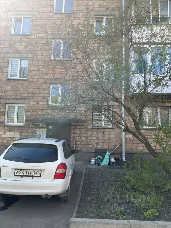2-к кв. Красноярский край, Красноярск Парашютная ул., 76 (46.0 м) - Фото 0