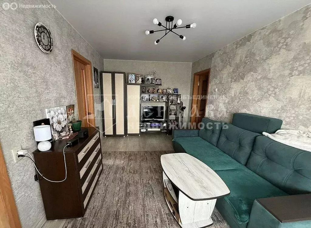 4-комнатная квартира: Кемерово, проспект Химиков, 19А (60.9 м) - Фото 1