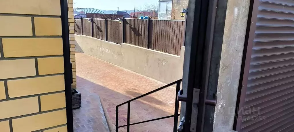 Дом в Краснодарский край, Новороссийск городской округ, с. Борисовка ... - Фото 1