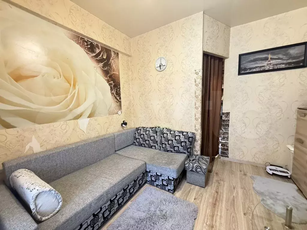 Комната 19,3 м в 7-к., 1/3 эт. - Фото 0