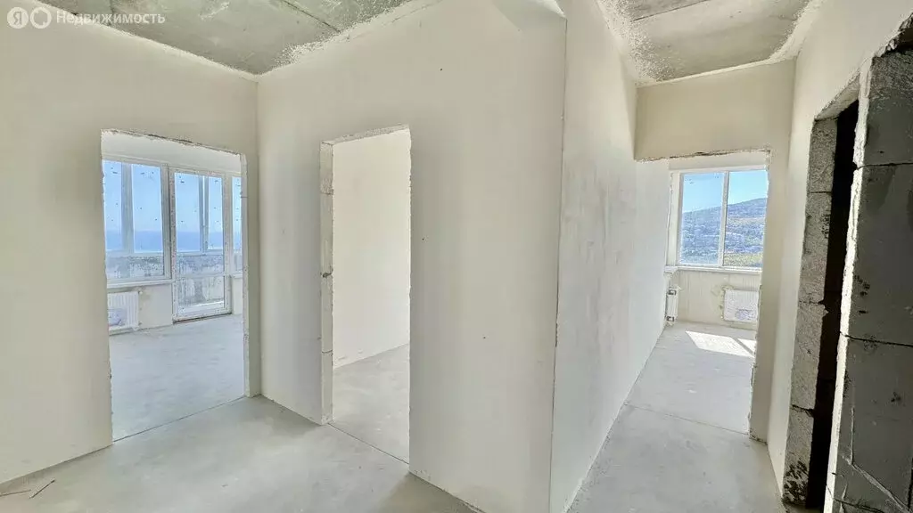 2-комнатная квартира: Ялта, улица Крупской, 52 (69 м) - Фото 2