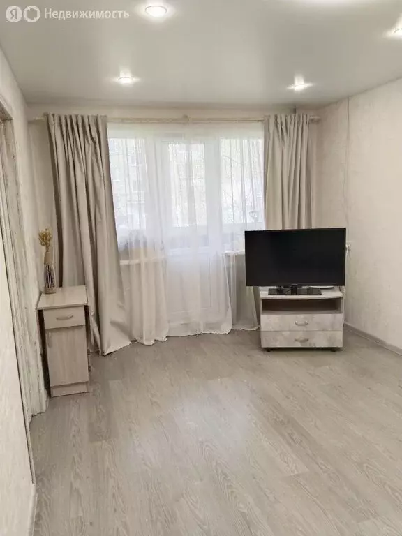2-комнатная квартира: Киров, улица Мира, 24 (46 м) - Фото 0