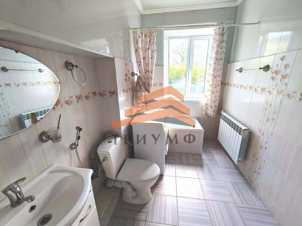 Дом в Крым, Феодосия ул. Стахановская (201 м) - Фото 2