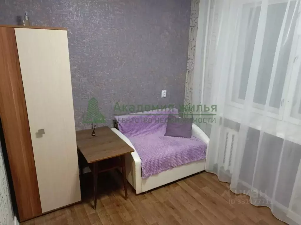 Студия Саратовская область, Энгельс ул. Космонавтов, 10 (12.0 м) - Фото 1