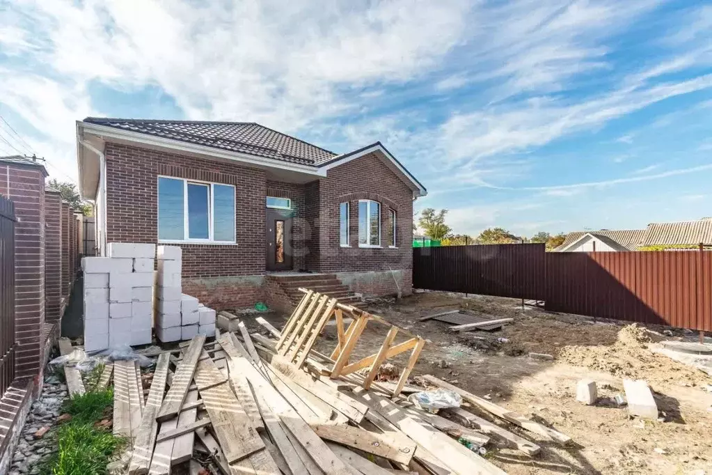 Дом в Ростовская область, Азов Азовский район, Солнечная ул. (80 м) - Фото 2