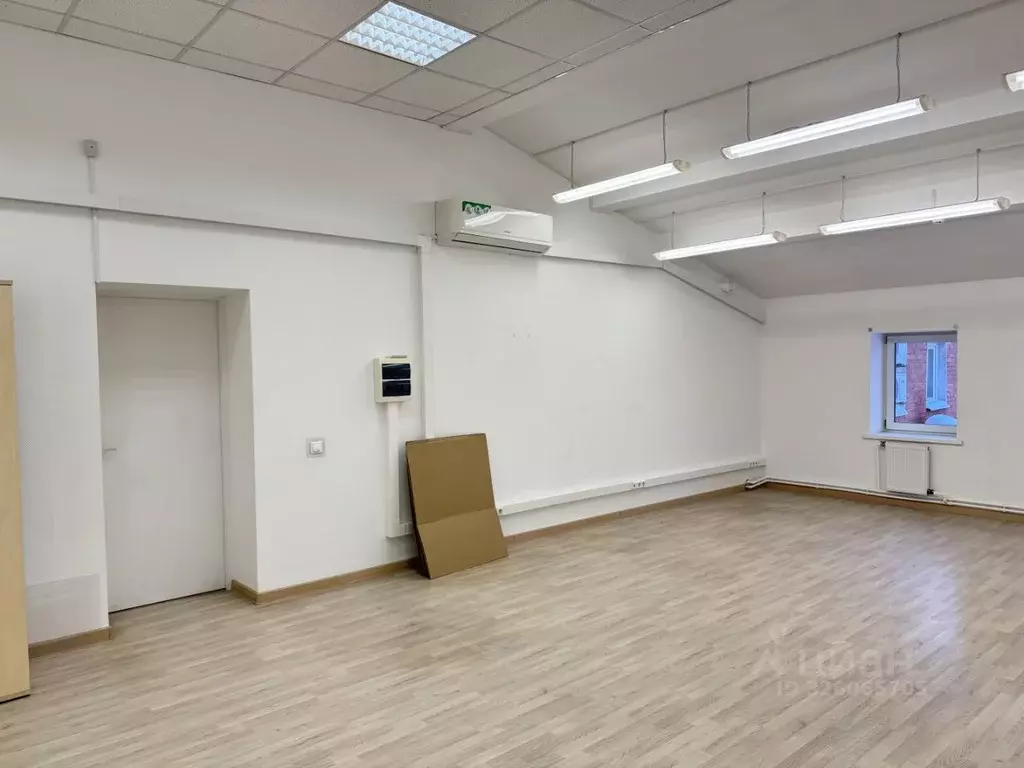 Помещение свободного назначения в Санкт-Петербург Пулковское ш., 30к4 ... - Фото 1