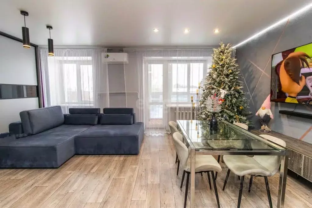 2-к кв. Омская область, Омск Заозерный мкр, ул. Светлая, 6 (58.7 м) - Фото 1