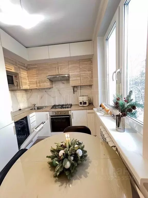 2-к кв. Санкт-Петербург ул. Маршала Захарова, 27К3 (50.0 м) - Фото 0