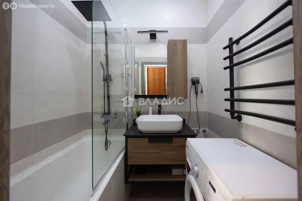 3-комнатная квартира: Благовещенск, Зейская улица, 36 (59.7 м) - Фото 1