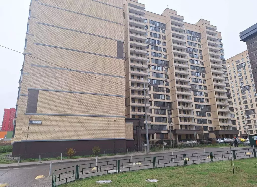 2-к кв. Московская область, Мытищи просп. Астрахова, 10А (53.8 м) - Фото 0