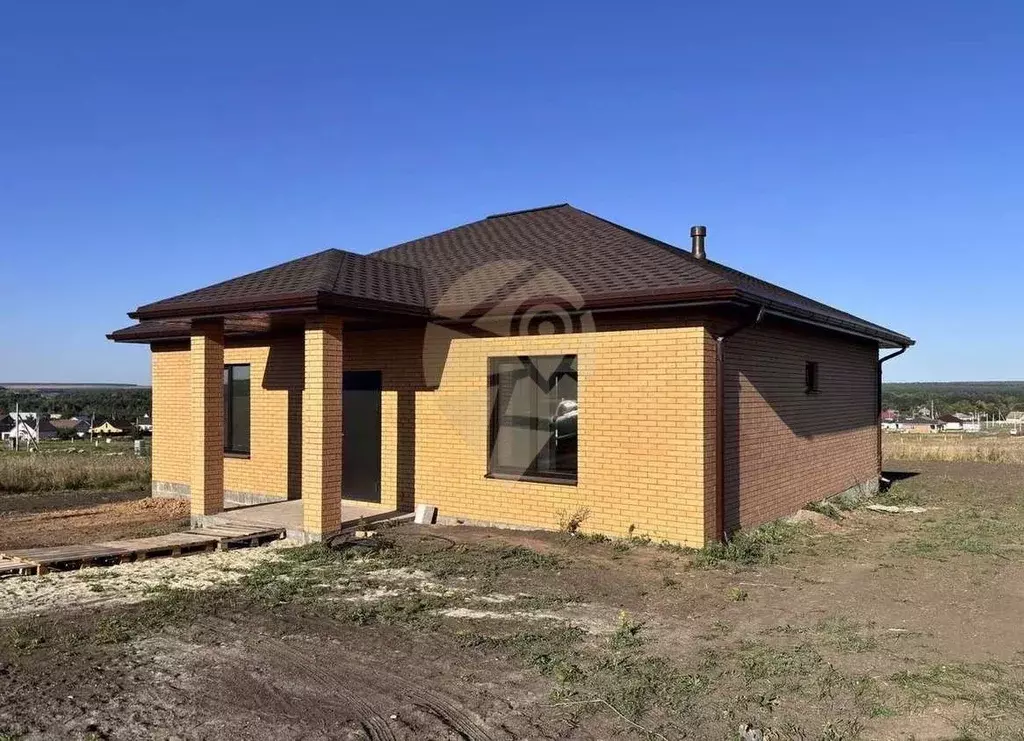 Дом в Белгородская область, Старооскольский городской округ, с. ... - Фото 2