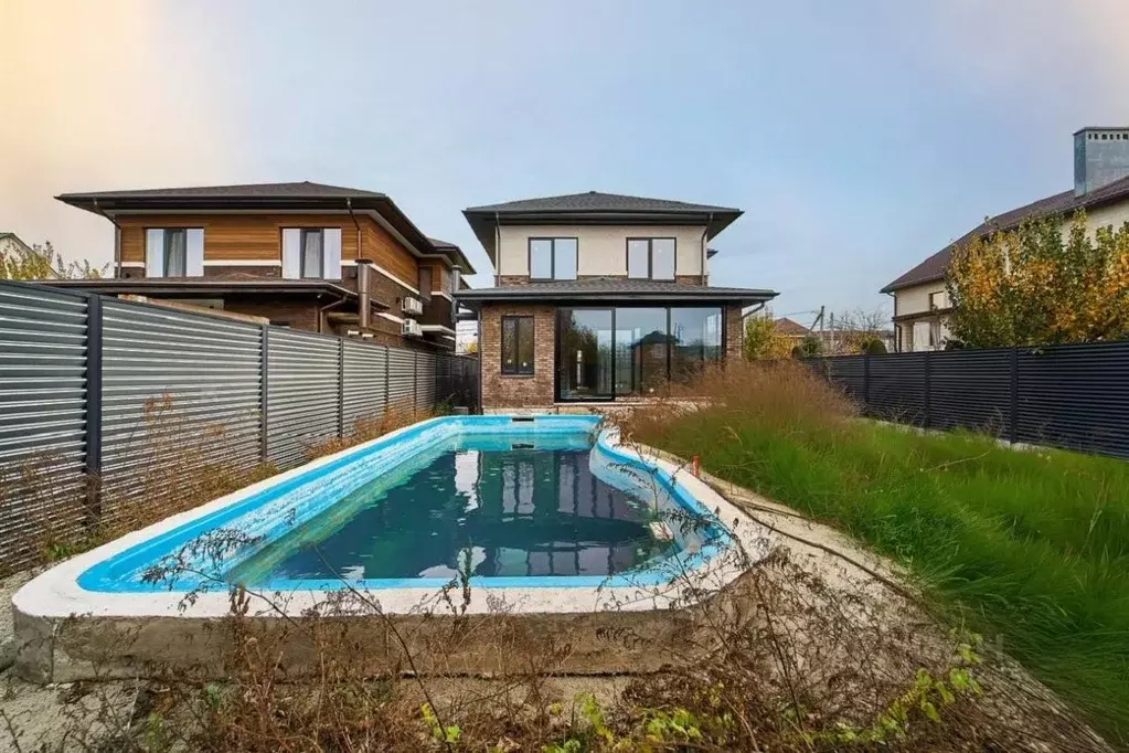 Дом в Краснодарский край, Краснодар ул. Сергиевская, 29 (200 м) - Фото 2