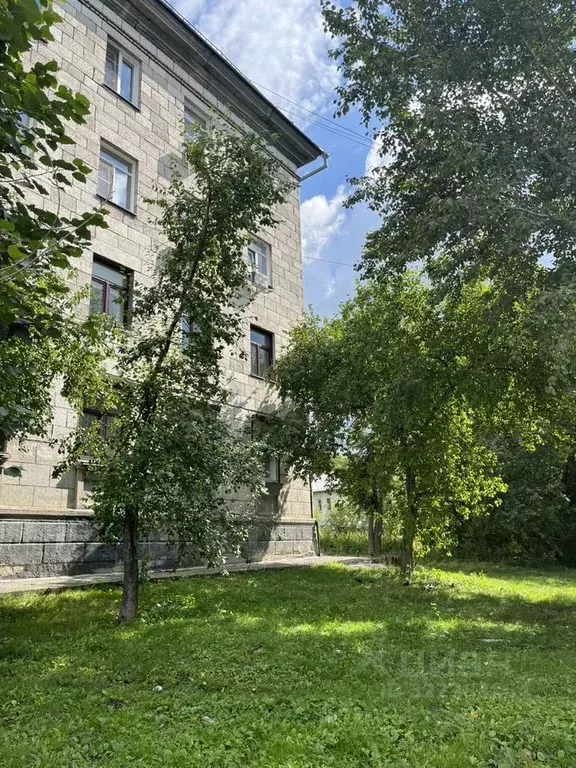 3-к кв. Новосибирская область, Новосибирск ул. Станиславского, 13а ... - Фото 1